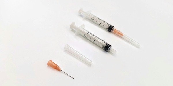 無(wú)菌注射器在化學(xué)實(shí)驗(yàn)操作中的用途